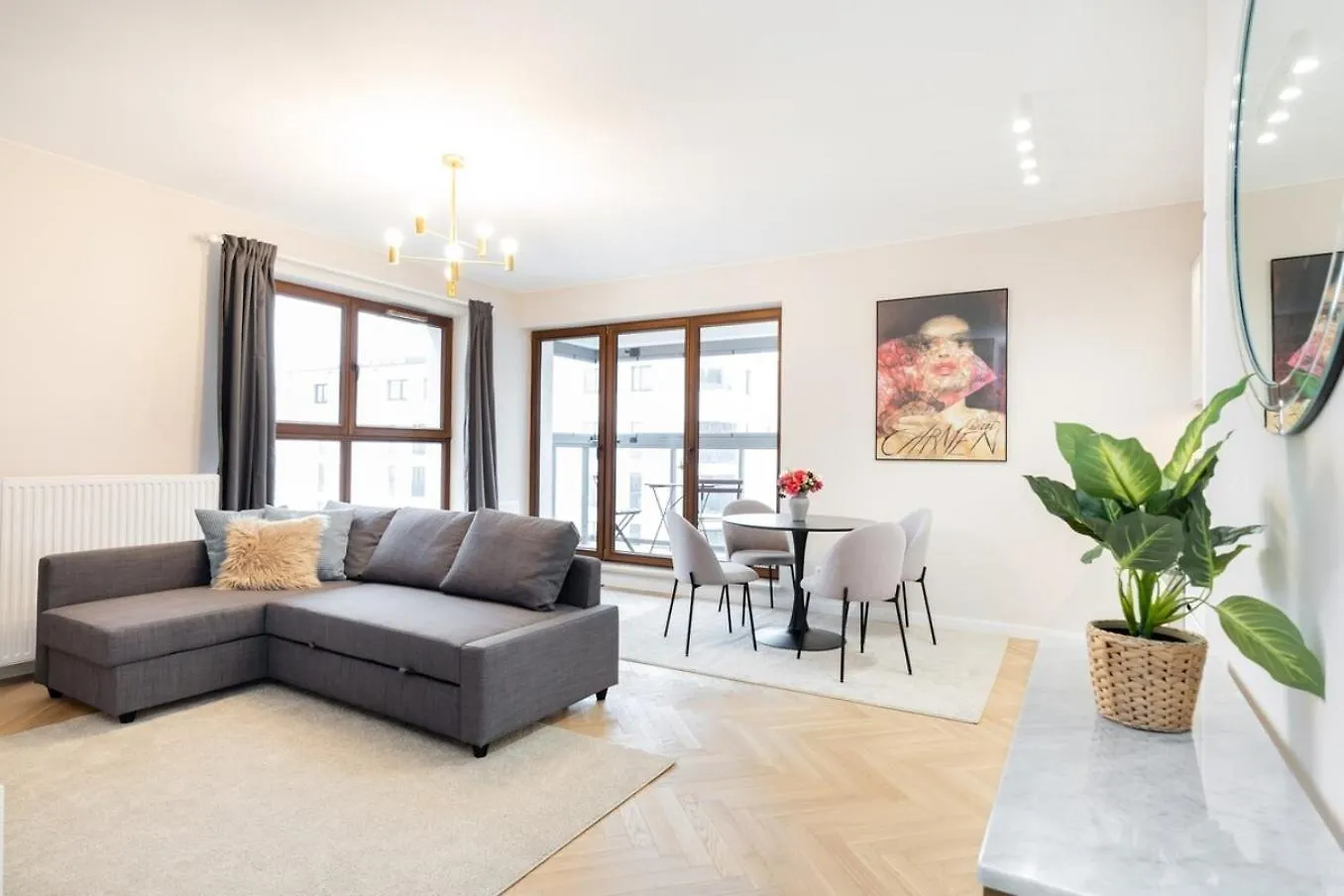 Superb Place To Live Mokotow 8Th Floor Suite Warsaw Apartment